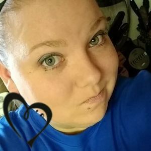 Meet your Posher, Tonya